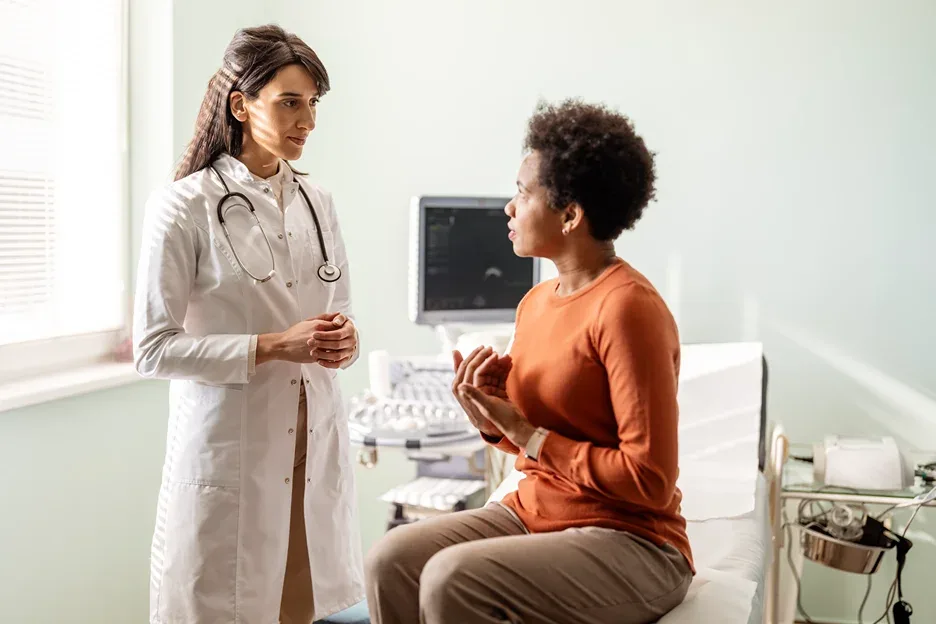 patient and doctor consult on dao enzyme test
