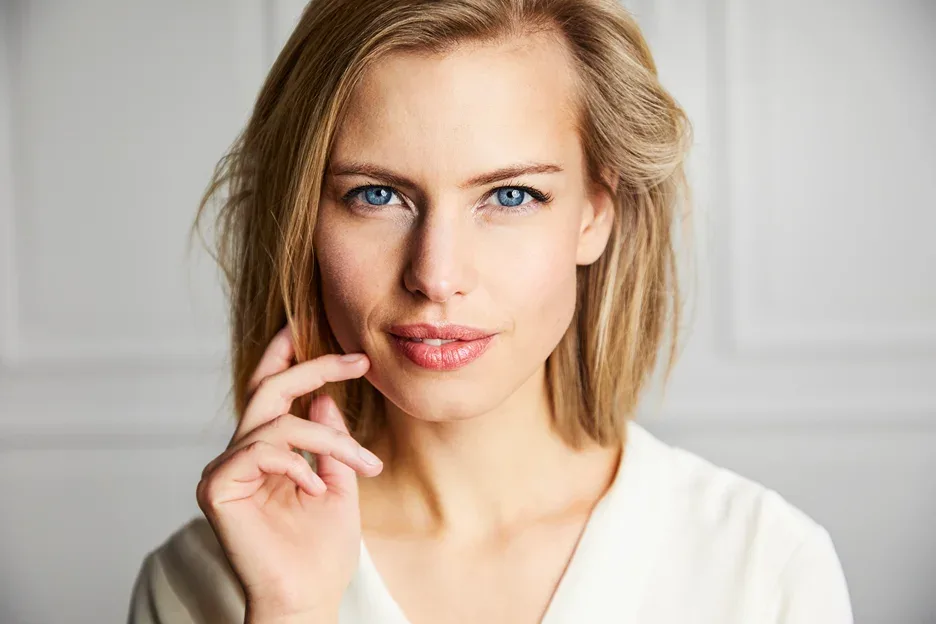 a portrait of a beautiful woman