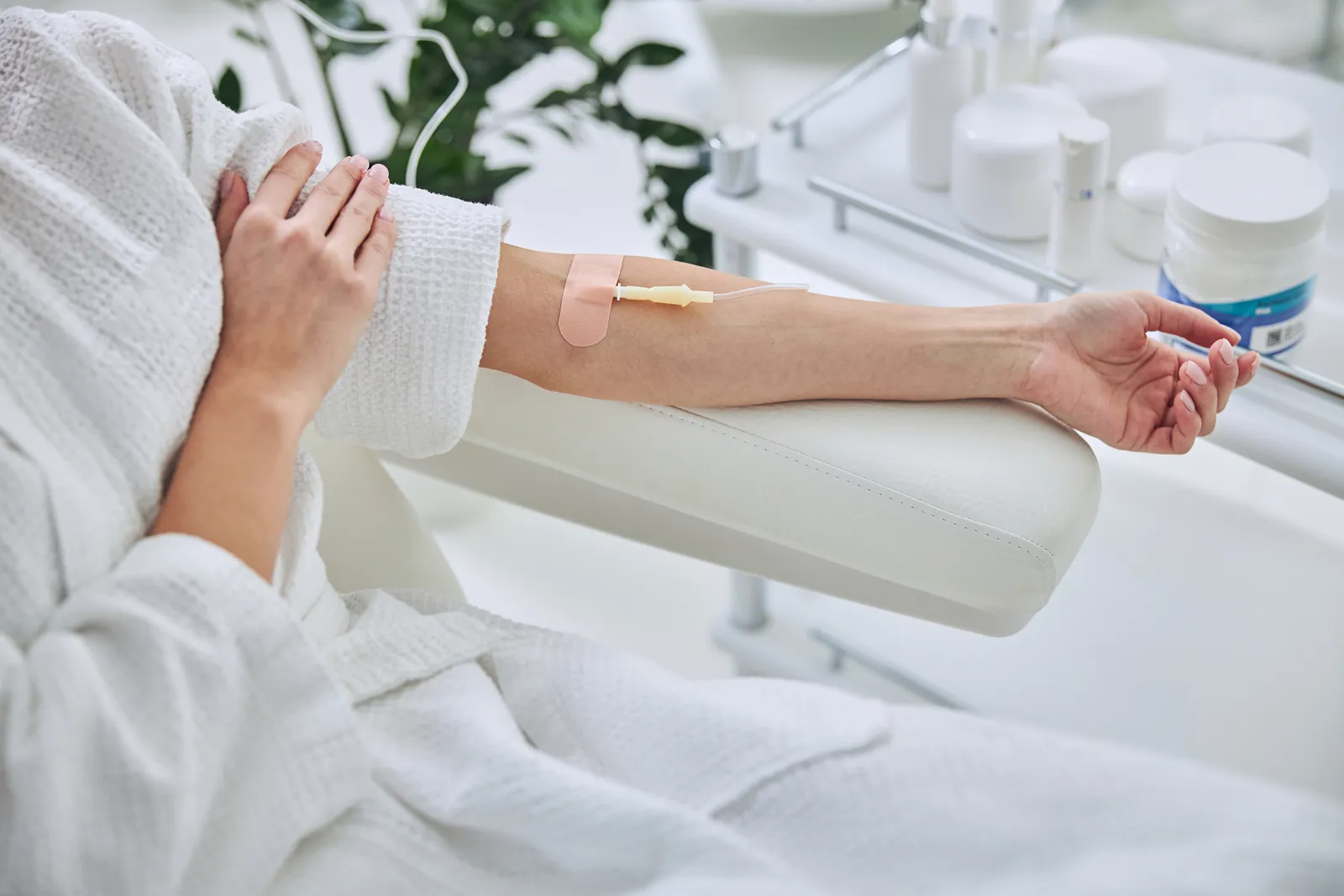 NAD+ IV Therapy: Benefits for Energy, Focus and Longevity